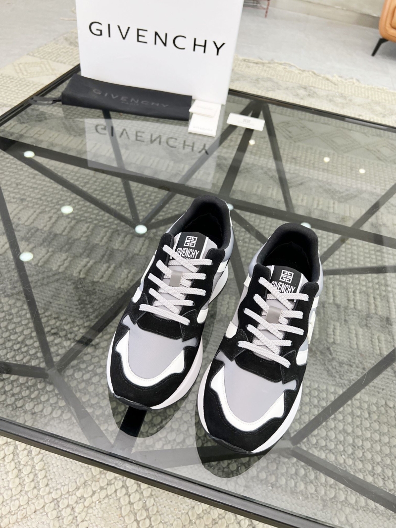 Givenchy Sneakers